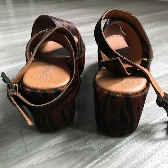 Matisse Runway Leather Calf Fur Brown Platform Sandals - Picture 4 of 7